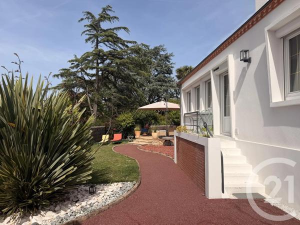 Maison à vendre  5 pièces - 120 m 2   PORNIC  - 44