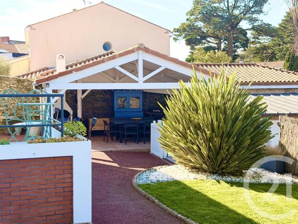 Maison à vendre  5 pièces - 120 m 2   PORNIC  - 44