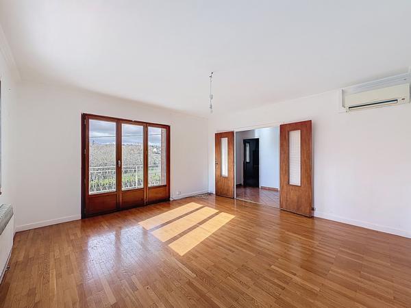 Maison 5 pièces - 200 m²