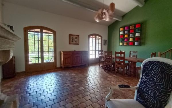 Maison à vendre    6 pièces •  Beaucaire