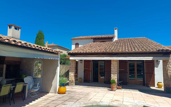 Maison à vendre    6 pièces •  Beaucaire