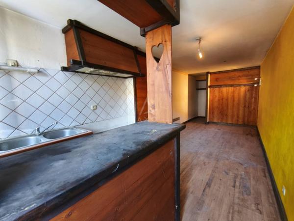 À VENDRE  STUDIO 26 M²  CUR D'ALBERTVILLE (73200)