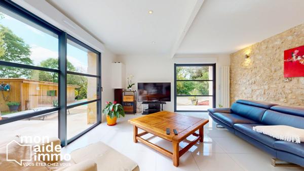 Maison en pierre 5 chambres - Piscine