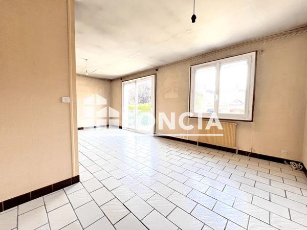 À vendre Maison 5 pièces 95 m² - Saint-lubin-des-joncherets 28350