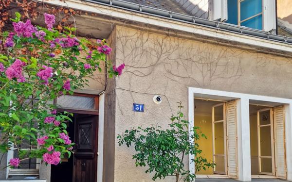 Maison à vendre    2 pièces • 65 m2 Saint-Pierre-des-Corps