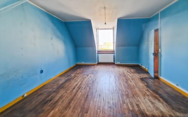 Maison à vendre    2 pièces • 65 m2 Saint-Pierre-des-Corps