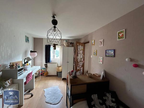 Maison à louer 5 pièces 170.03m² Volvic (63530)