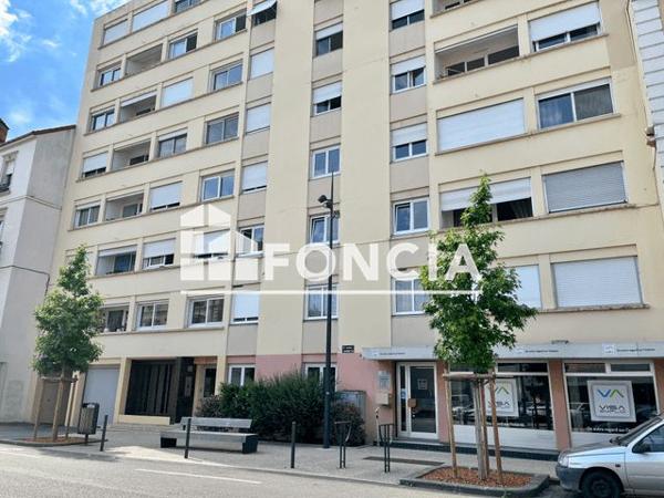 Location Appartement 4 pièces 86.26 m² - 17 AVENUE GAMBETTA Roanne 42300