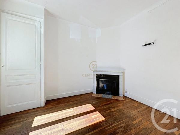 Maison à vendre  5 pièces - 111,38 m 2   LYON  - 69008