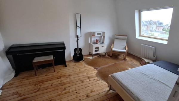 A VENDRE Maison Coup de Coeur, 7 Pièces avec Garage et Jardin - SAINT QUENTIN (02) Quartier Remicourt