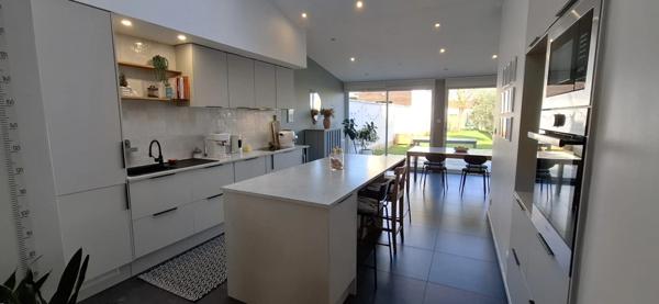 A VENDRE Maison Coup de Coeur, 7 Pièces avec Garage et Jardin - SAINT QUENTIN (02) Quartier Remicourt