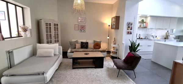 A VENDRE Maison Coup de Coeur, 7 Pièces avec Garage et Jardin - SAINT QUENTIN (02) Quartier Remicourt