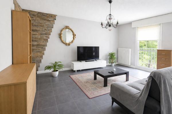 Appartement Moulins Les Metz F4 79 m2 - garage