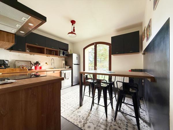 Rillieux-la-Pape (69140) CREPIEUX - Maison individuelle 7 pièces de 160 m²