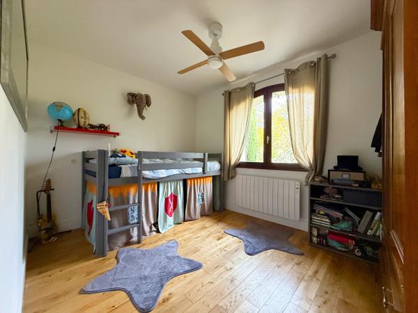 Rillieux-la-Pape (69140) CREPIEUX - Maison individuelle 7 pièces de 160 m²