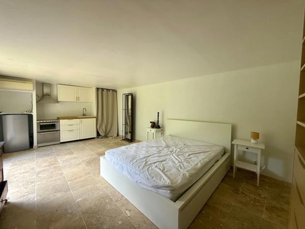 Maison familiale 5 pièces avec piscine, suite parentale et studios – Un bien rare et lumineux à découvrir sans tarder