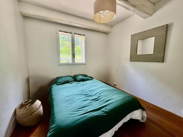 Maison familiale 5 pièces avec piscine, suite parentale et studios – Un bien rare et lumineux à découvrir sans tarder