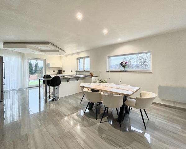 Belle maison de 2 appartements dans rue calme