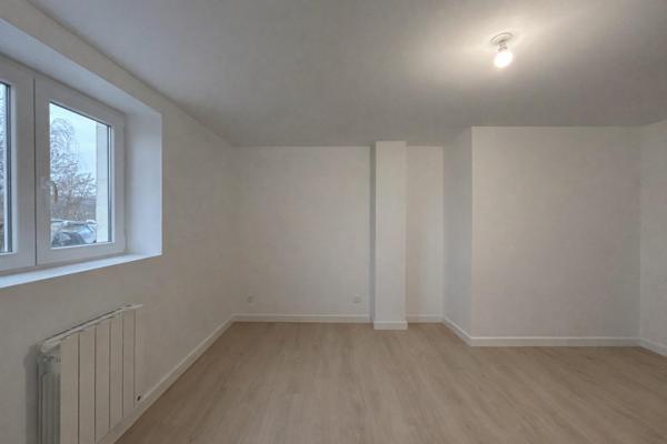 Belle maison de 2 appartements dans rue calme