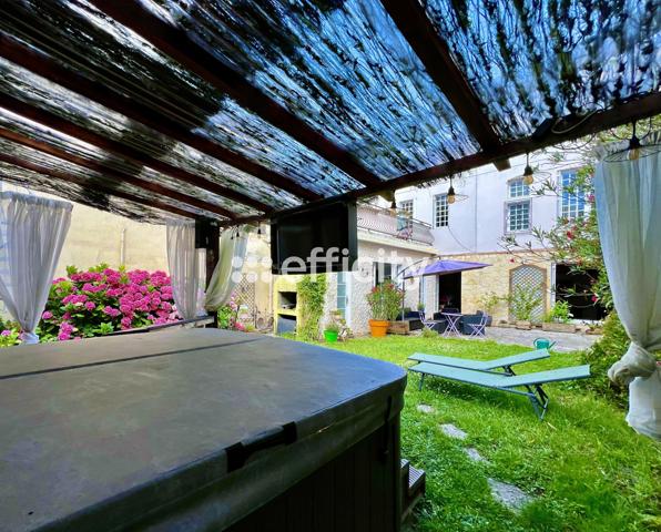 Maison 8 pièces - 270 m²