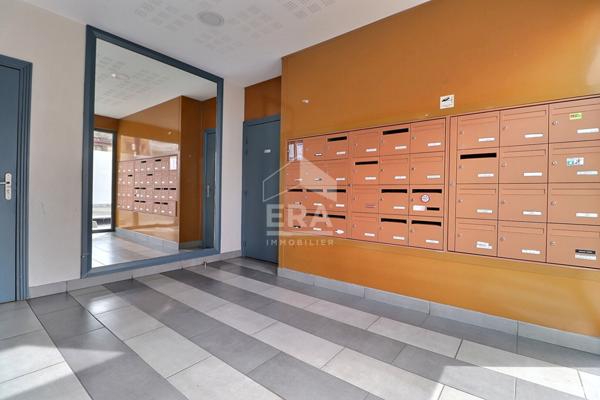 Appartement Aubervilliers 2 pièce(s) 45 m2