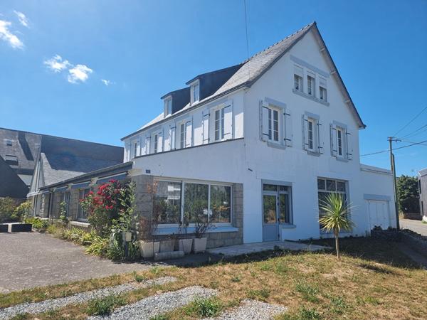 Exceptionnel appartement 12 pièces à vendre à Moëlan-sur-Mer, proche mer et écoles