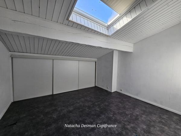 Hypercentre de Saint-Médard-en-Jalles (33)– Ensemble immobilier à fort potentiel à rénover