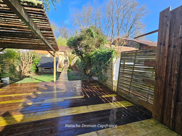 Hypercentre de Saint-Médard-en-Jalles (33)– Ensemble immobilier à fort potentiel à rénover