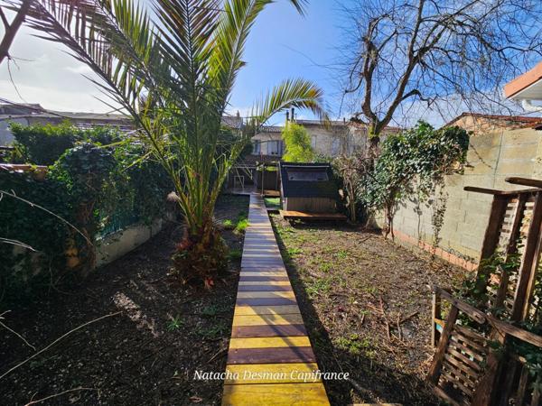 Hypercentre de Saint-Médard-en-Jalles (33)– Ensemble immobilier à fort potentiel à rénover