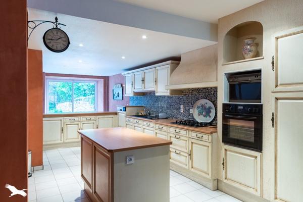 Maison à vendre |  Uzerche |  7 pièces | 276 m²