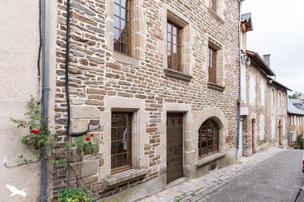 Maison à vendre |  Uzerche |  7 pièces | 276 m²