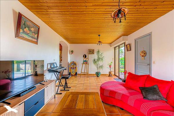 Maison à vendre |  Artigues-près-Bordeaux |  6 pièces | 140 m²