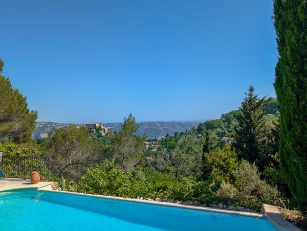 Maison à vendre à Carros (06510) - Alpes-Maritimes