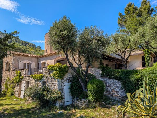 Maison à vendre à Carros (06510) - Alpes-Maritimes