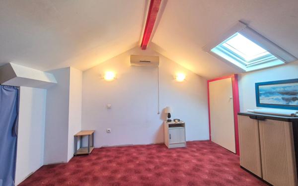 Maison à vendre    3 pièces •  Morcenx