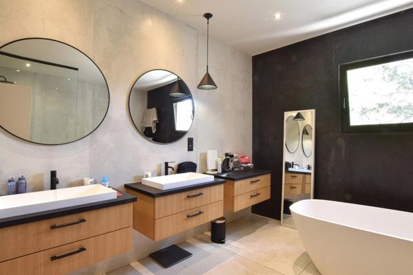 Villa d’architecte avec piscine au calme à 30 mn de Montpellier