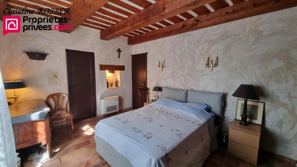 Pignans maison 10 pièce(s) 225 m2 + 233 m² annexe piscine