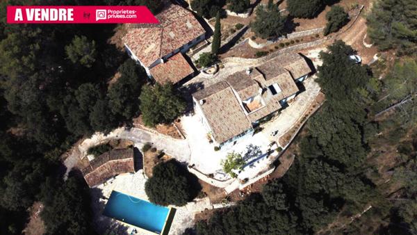 Pignans maison 10 pièce(s) 225 m2 + 233 m² annexe piscine