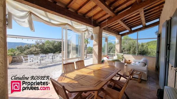 Pignans maison 10 pièce(s) 225 m2 + 233 m² annexe piscine