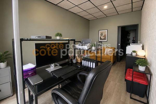 Vente
                Villa361 m² - 10 Pièces -
                    SAINT XANDRE (17138)