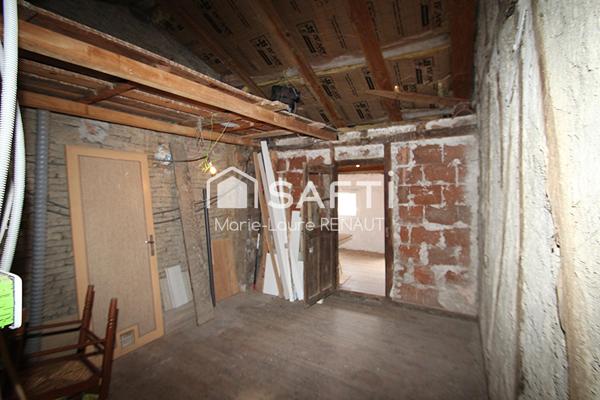 Maison de village sans extérieur - 2 chambres - 2 salles de bains - 2 toilettes - 2 entrées