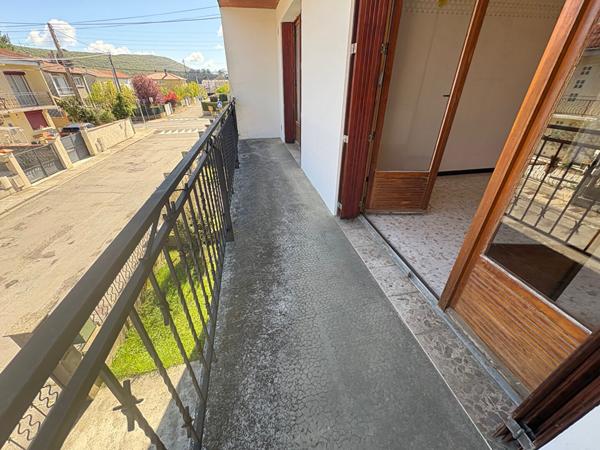 A VENDRE LAVELANET MAISON 3 CHAMBRES AVEC JARDIN ET GARAGE