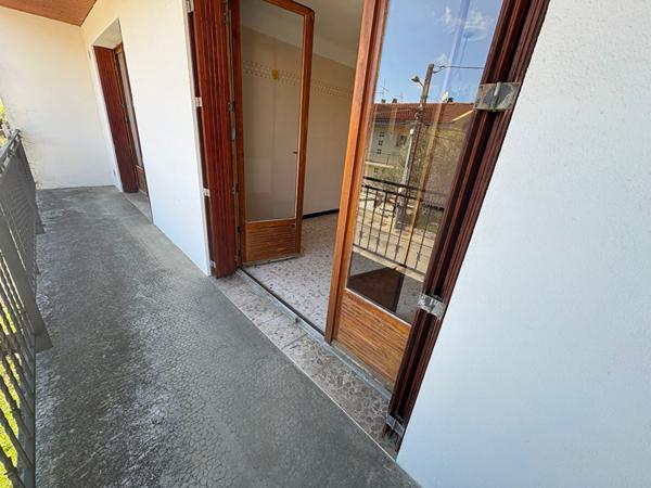 A VENDRE LAVELANET MAISON 3 CHAMBRES AVEC JARDIN ET GARAGE