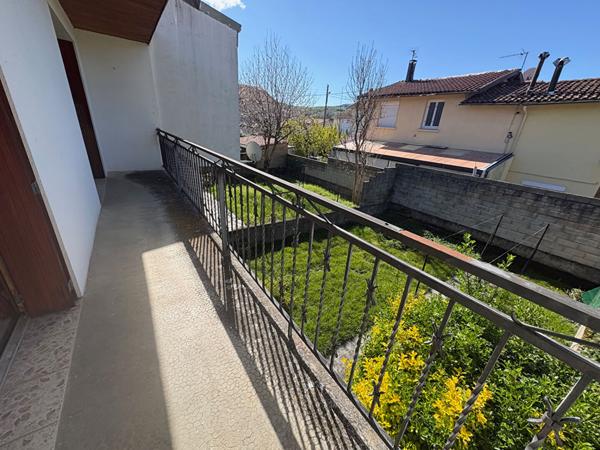 A VENDRE LAVELANET MAISON 3 CHAMBRES AVEC JARDIN ET GARAGE
