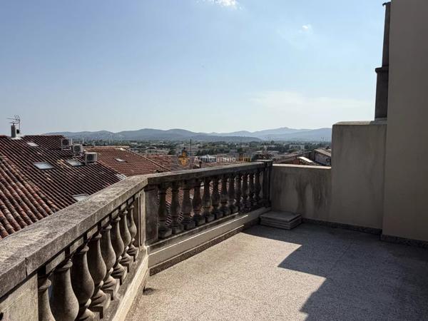 Location                                                      Appartement
                        
                     2 pièces                      35 m2                     à Fréjus