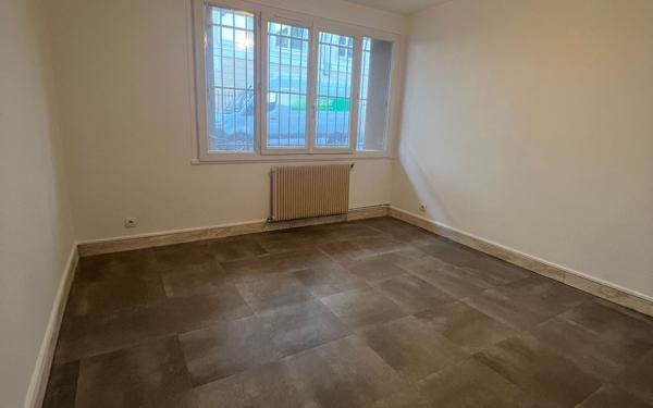 Appartement à vendre    2 pièces • 56,31 m2 Chelles