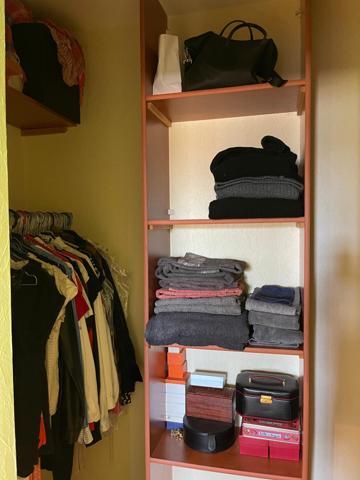 Maison de ville de type T3 bis avec bureau, garage, terrain clôturé + terrain constructible