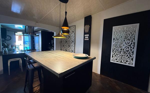 Maison à vendre    6 pièces •  Saint-Pierre