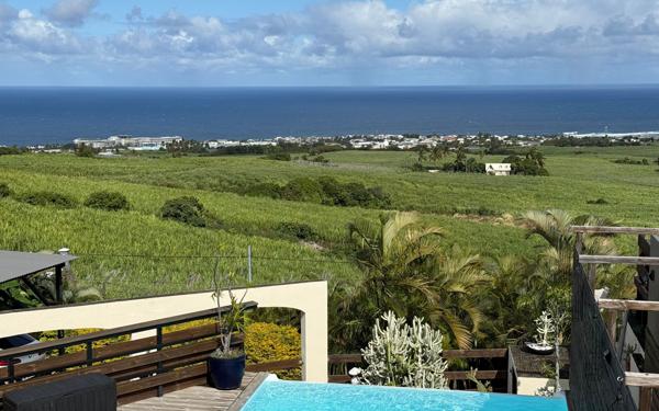 Maison à vendre    6 pièces •  Saint-Pierre