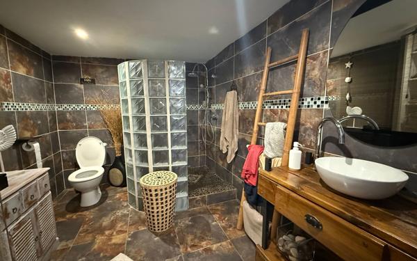 Maison à vendre    6 pièces •  Saint-Pierre